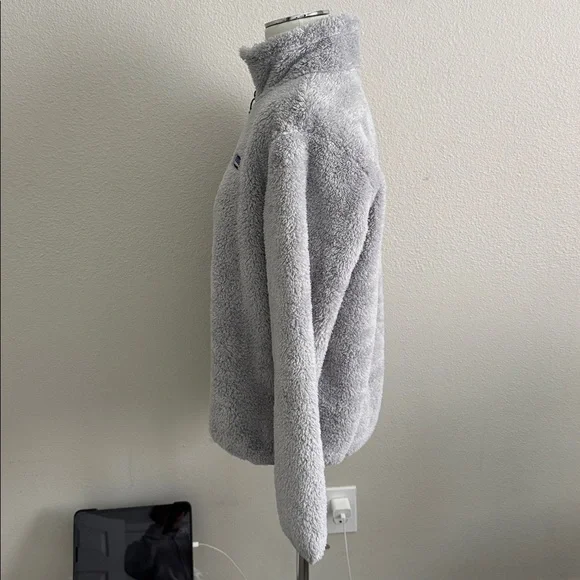 Patagonia Women's Los Gatos 1/4 Zip Cozy Gray Teddy Jacket - Picture 4 of 6